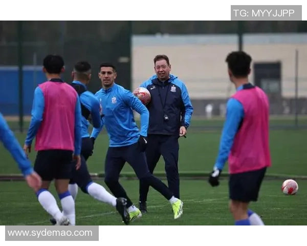 重磅专题：杭州足球队如何实现防守战术的全面革新与提升